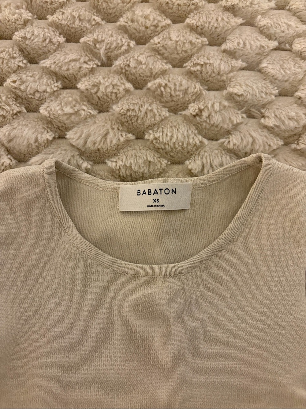 Aritzia Babaton Neutral Cropped Crewneck Knit Tank - Beige - Picture 2 of 2